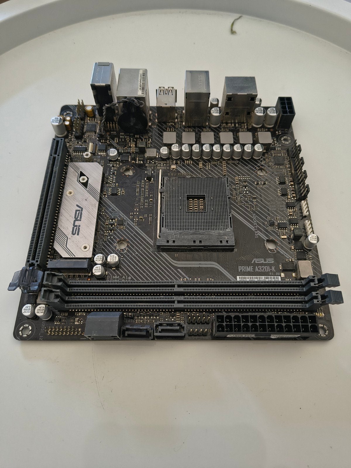 ASUS Prime A320I-K Mini-ITX Moederbord (Getest), Computers en Software, Moederborden, Gebruikt, DDR4, AM4, Ophalen of Verzenden