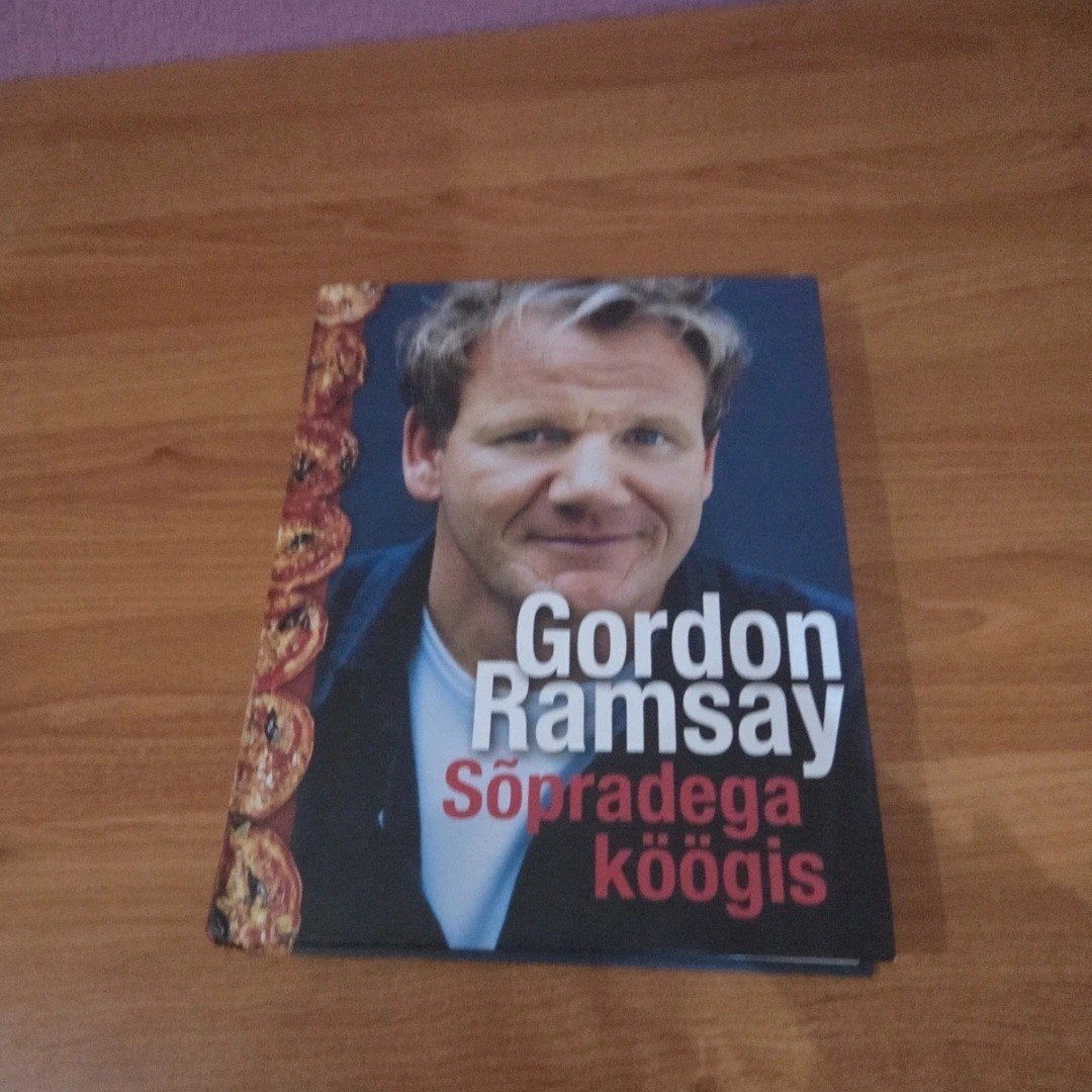 Gordon Ramsay: Kookboek est, Ophalen of Verzenden, Zo goed als nieuw, Europa, Hoofdgerechten