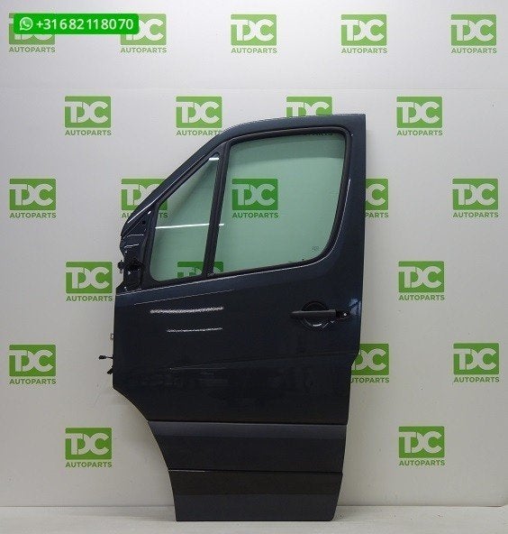 Mercedes Sprinter W906 (06-18) Voorportier links donkergrijs, Gebruikt, Deur, Mercedes-Benz, Voor