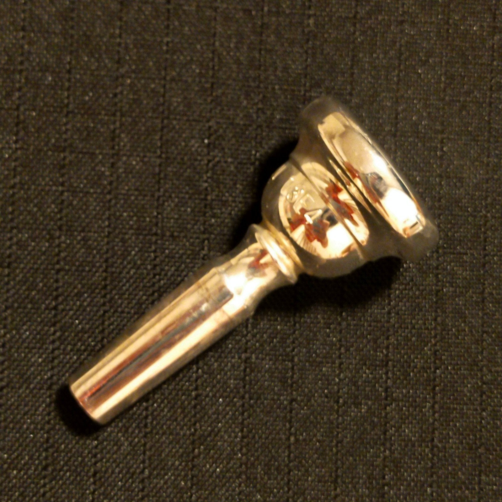 Yamaha 13E4 Cornet mondstuk
mouthpiece, Ophalen of Verzenden, Zo goed als nieuw, Overige typen