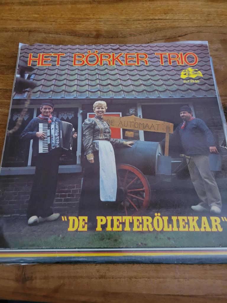 Het börker trio, Ophalen of Verzenden, Zo goed als nieuw, Overige formaten, Levenslied of Smartlap