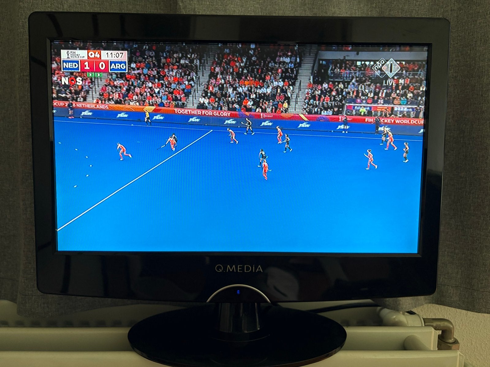 Q.MEDIA 19 inch LCD TV met afstandsbediening, Gebruikt, 40 tot 60 cm, Ophalen, Overige merken
