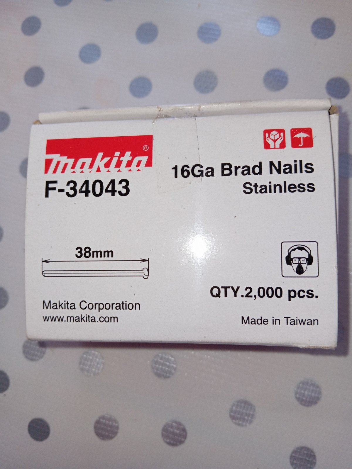 Makita F-34043 RVS Brad Nagels 38mm - 2000 stuks, Doe-het-zelf en Verbouw, Nieuw, Ophalen of Verzenden, Spijkers, Minder dan 50 mm