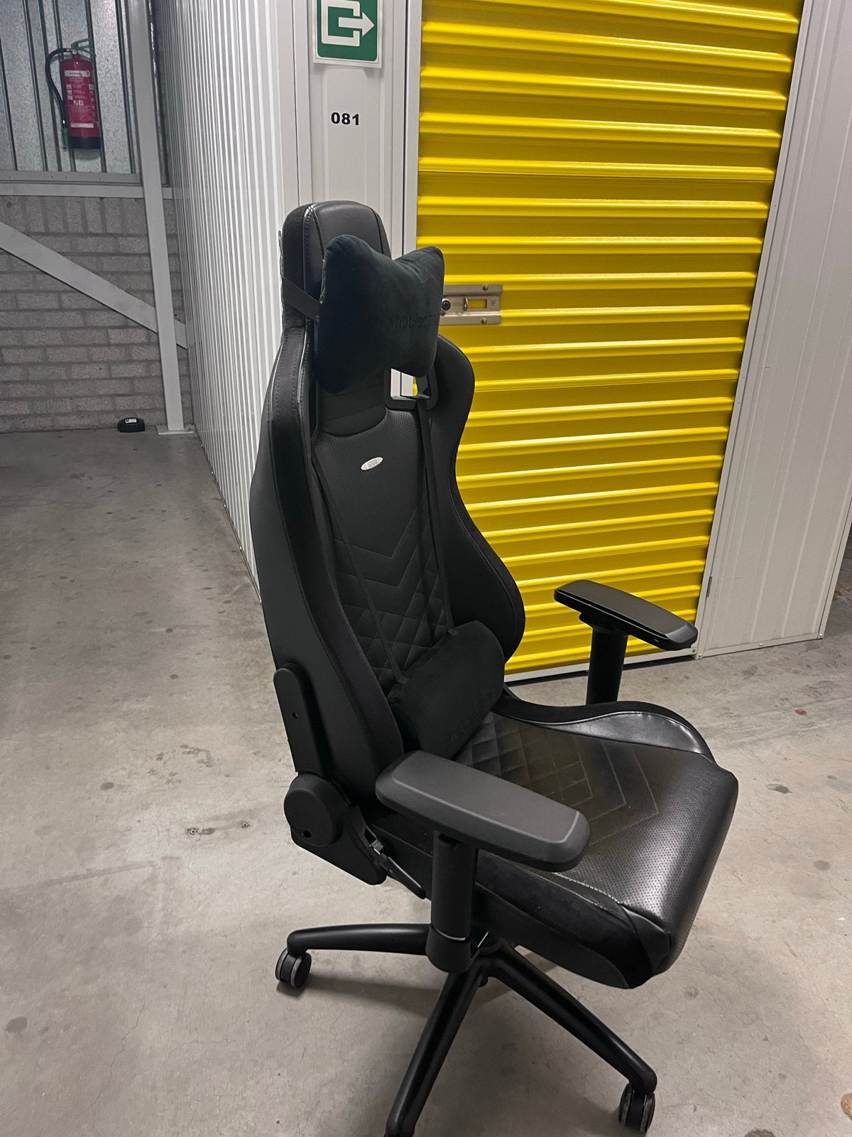 Noblechairs Hero Gaming Stoel - Zwart, Huis en Inrichting, Bureaustoelen, Zo goed als nieuw, Bureaustoel, Zwart, Ergonomisch, Ophalen