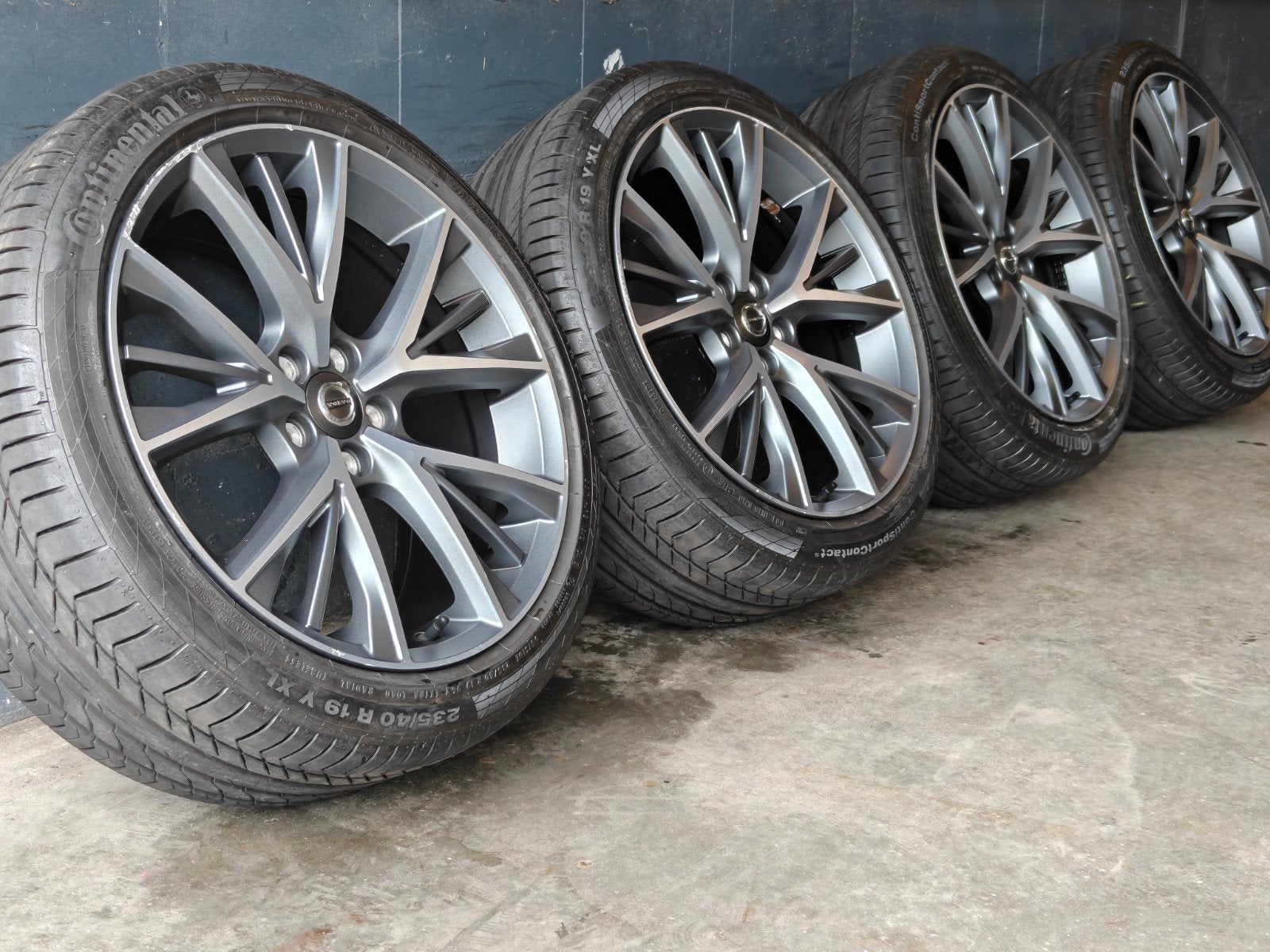 19" Originele Volvo V60 S60 V70 Zomerset Continental, Auto-onderdelen, Banden en Velgen, 4153RD, Gebruikt, Banden en Velgen, 235 mm