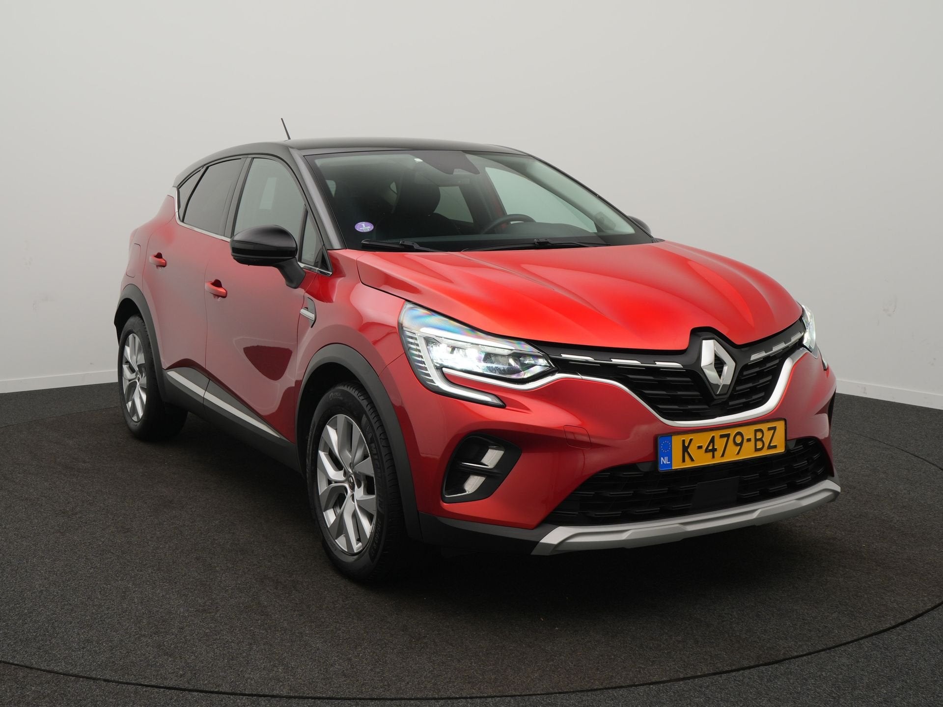 Renault Captur TCe 100 Intens - Occasion Lease vanaf €519, Auto's, Voorwielaandrijving, 12 maanden, 101 pk, Gebruikt