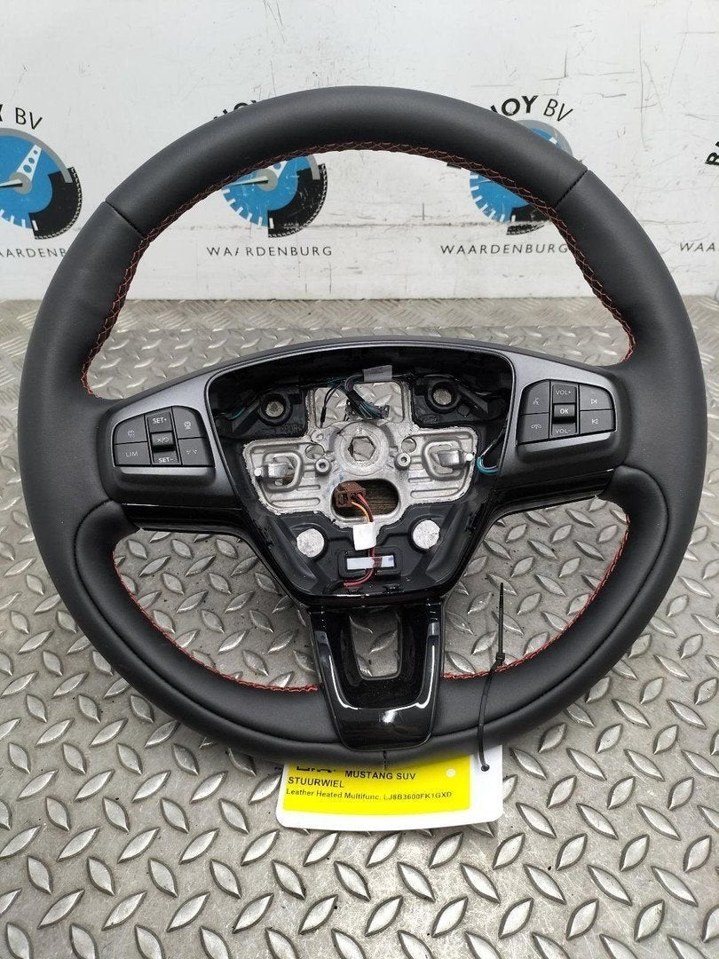 FORD MUSTANG SUV PREMIUM AWD STUURWIEL LJ8B3600FK1GXD 2022, Auto-onderdelen, Ophalen of Verzenden, Gebruikt, Stiba lid