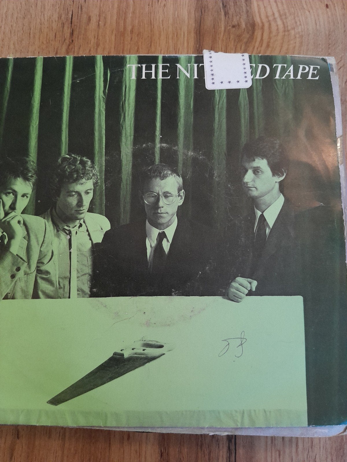 The nits 7 inch red tape, Ophalen of Verzenden, Zo goed als nieuw, Pop