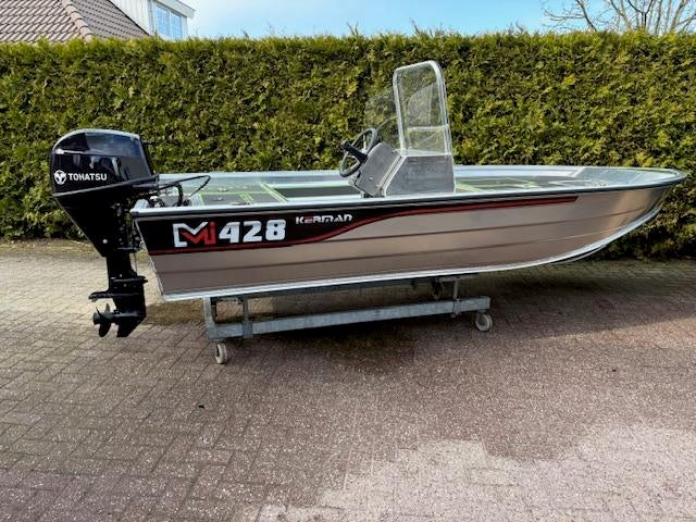 VAARKLAAR! Nieuwe Kerman M428 met Tohatsu 30 PK 4 Takt, Watersport en Boten, Vis- en Consoleboten, Nieuw, Aluminium, Overige brandstoffen