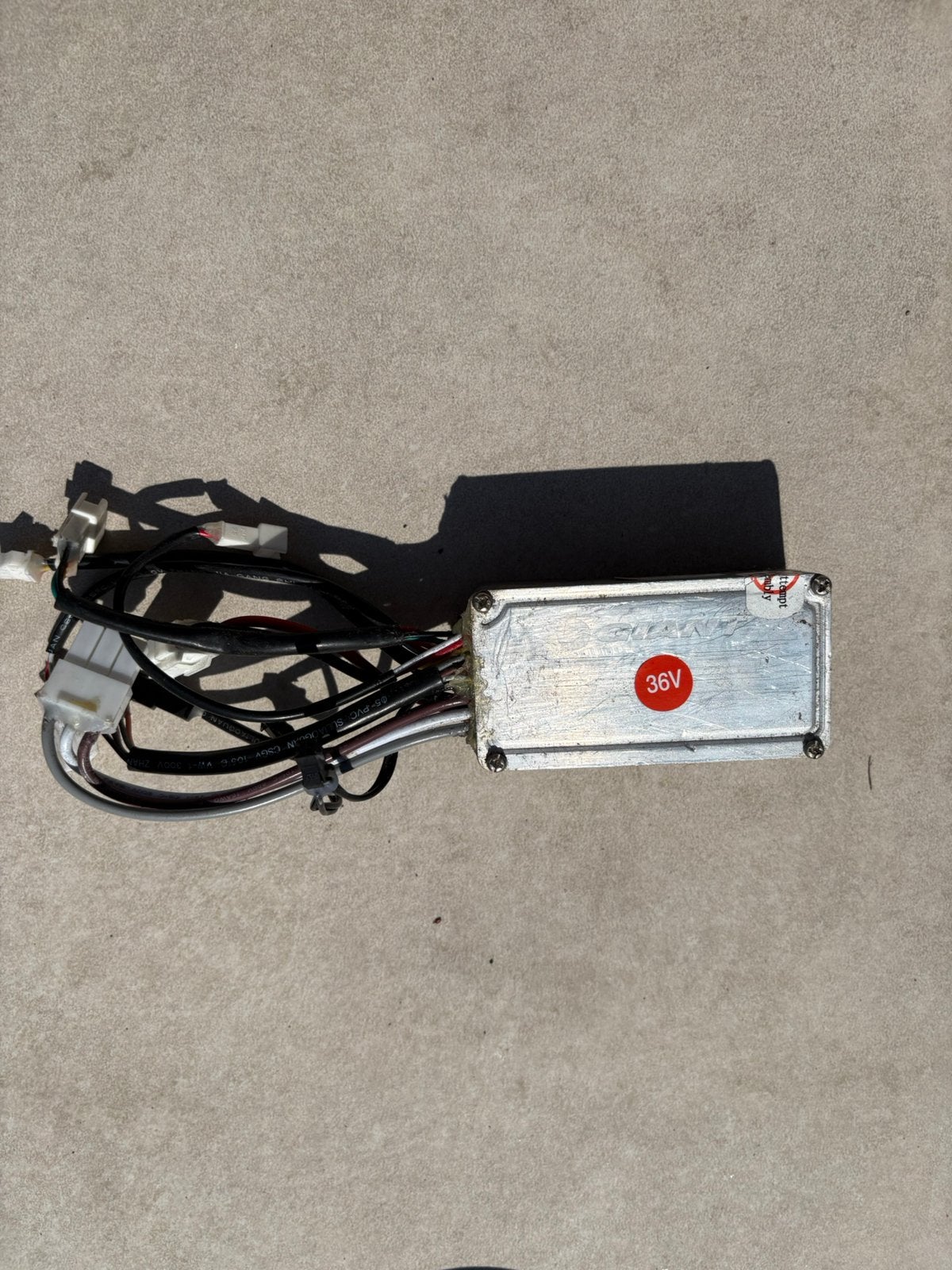Giant controller 36v, Fietsen en Brommers, Fietsonderdelen, Ophalen, Zo goed als nieuw, Elektrische fiets