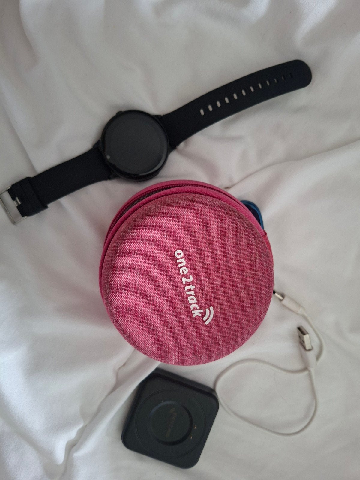 One2track Kids Horloge met GPS Tracker en Oplader, Ophalen of Verzenden, Gebruikt, Zwart, Jongen of Meisje