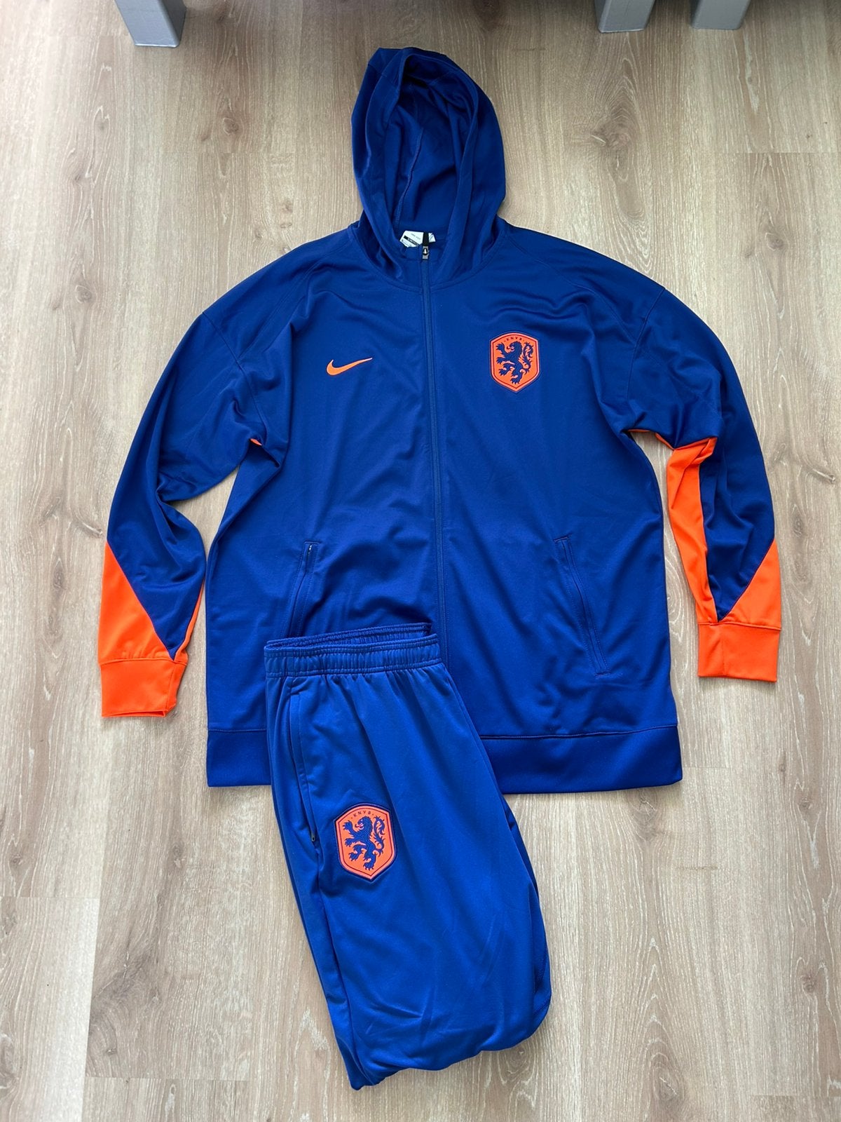 Nederlands elftal trainingspak Nike 24/26 Maat XL, Blauw, Maat 56/58 (XL), Ophalen of Verzenden, Zo goed als nieuw