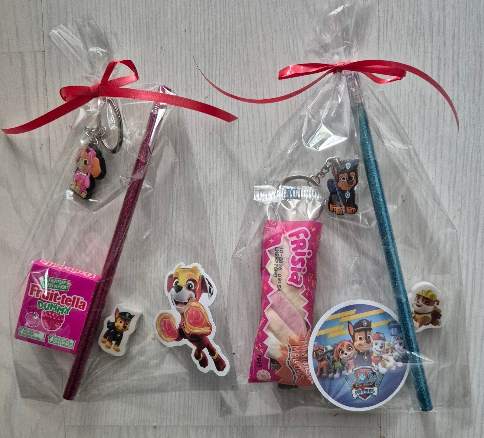 Traktatie paw patrol sleutelhanger,gum,sticker,potlood,snoep, Hobby en Vrije tijd, Ophalen of Verzenden, Nieuw, Feestartikel, Verjaardag