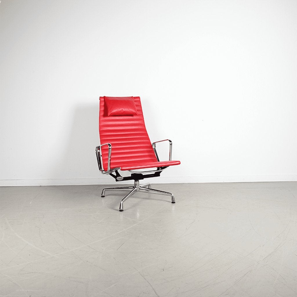 Vitra Eames EA 124 Fauteuil Rood Leer - Chroom + Hocker, Niet ingevuld, Zo goed als nieuw, Niet ingevuld, Niet ingevuld