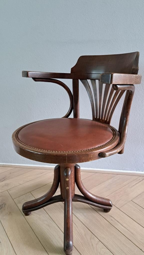 Antieke Bureaustoel (toegeschreven aan Thonet), Antiek en Kunst, Antiek | Meubels | Stoelen en Banken, Ophalen