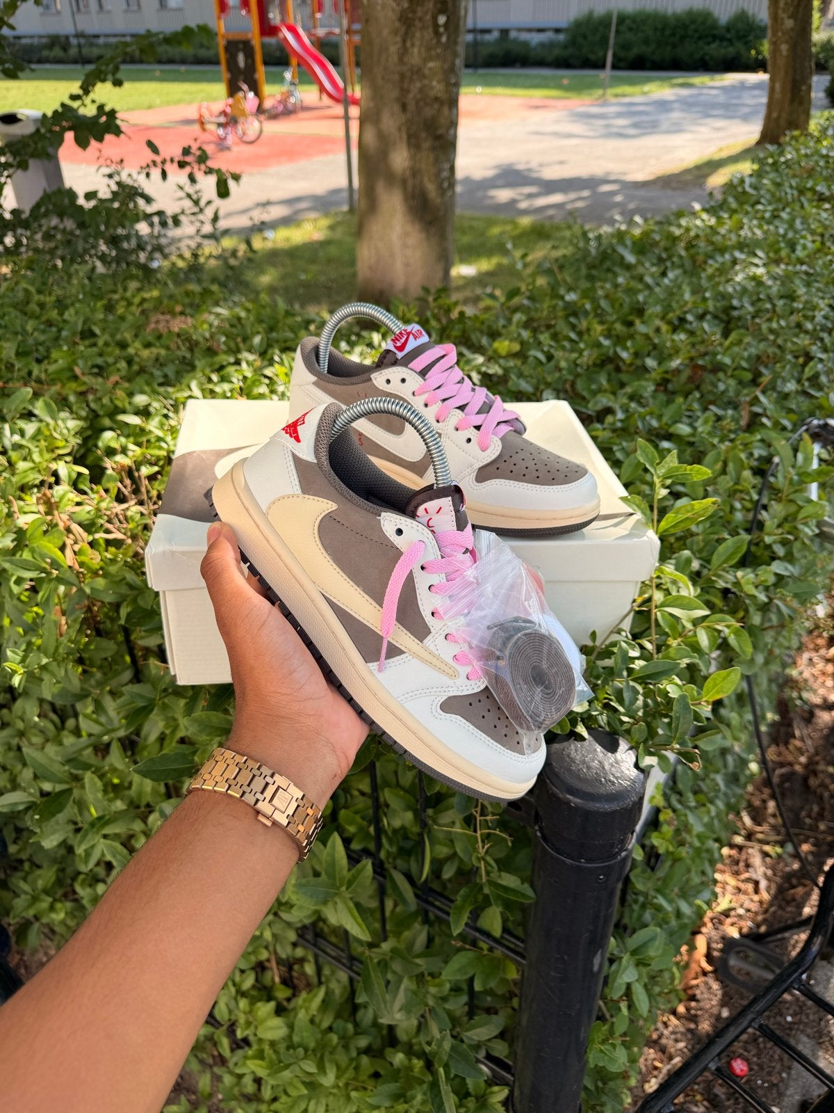 Nike Travis Scott Schoenen - Maten 36-47 Beschikbaar, Ophalen of Verzenden, Nieuw, Overige kleuren, Sneakers of Gympen