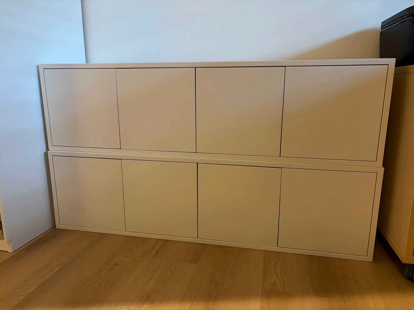 Zwevende wandkastjes - Designbouw Intrema (2 stuks), Ophalen, Gebruikt
