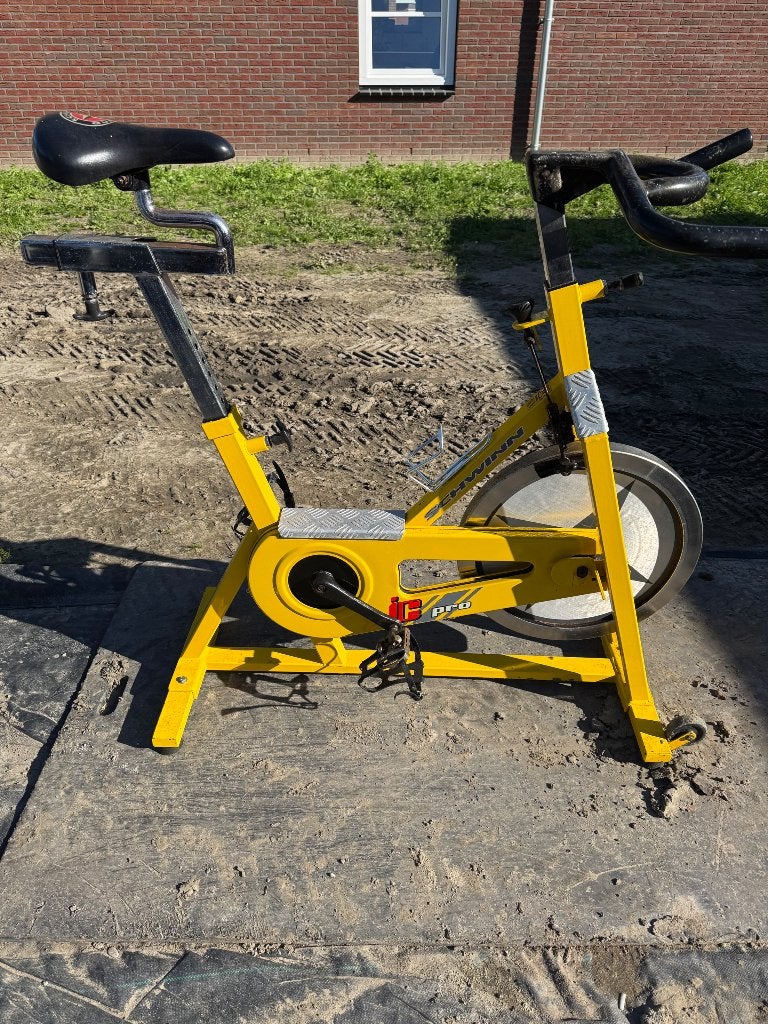 Schwinn spinningfiets, Ophalen, Gebruikt, Benen, Spinningfiets