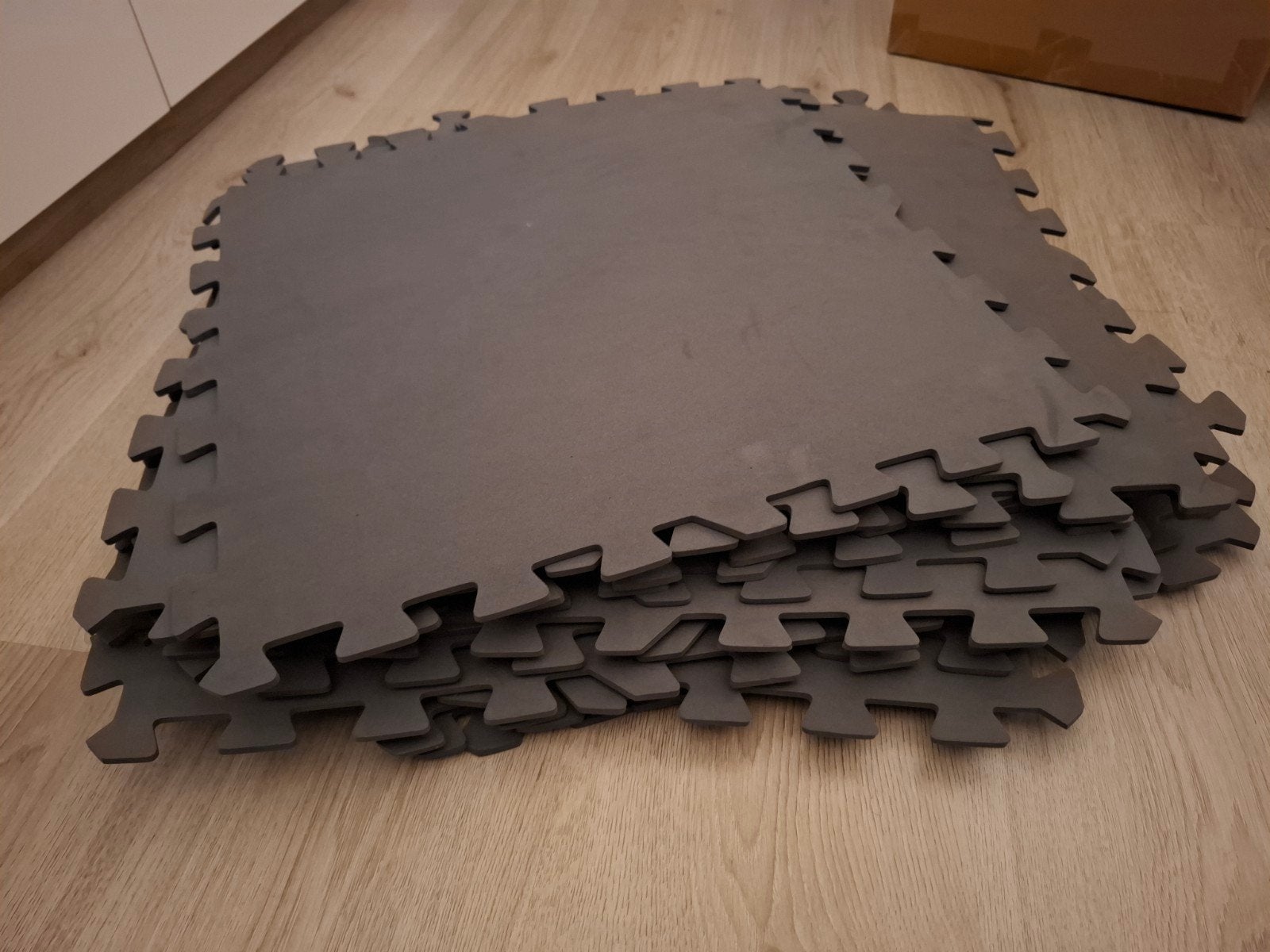 foamtegels 50x50x0.8cm 16 stuks Praxis, 60 cm of meer, Ophalen of Verzenden, Zo goed als nieuw, Minder dan 5 m²