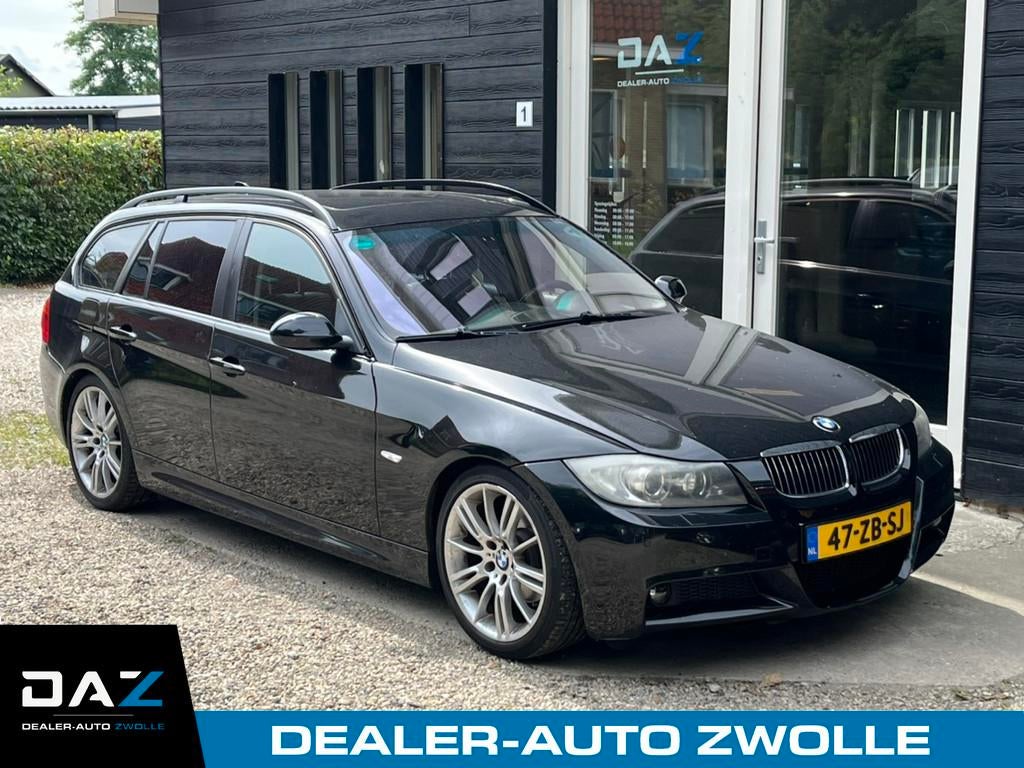 BMW 3 Serie Touring 325i Aut/Ecc/Navi/Leer/Pano/Youngtimer!, Auto's, BMW, Automaat, Automatische klimaatregeling, Achterwielaandrijving