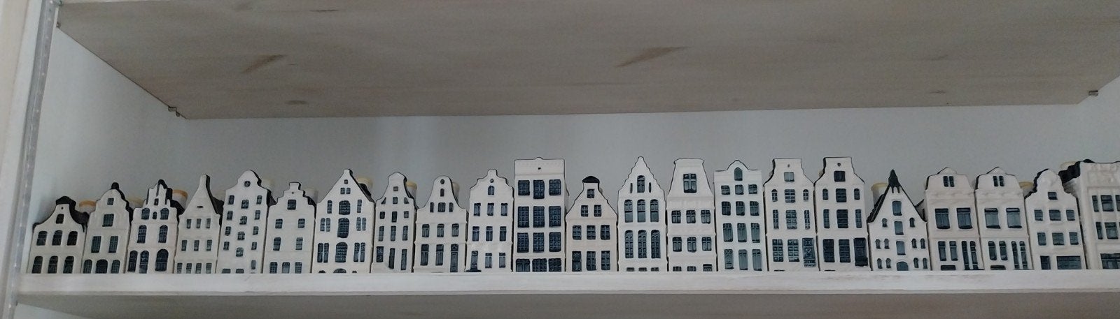KLM huisjes 24 stuks, Ophalen, Nieuw, Gevuld