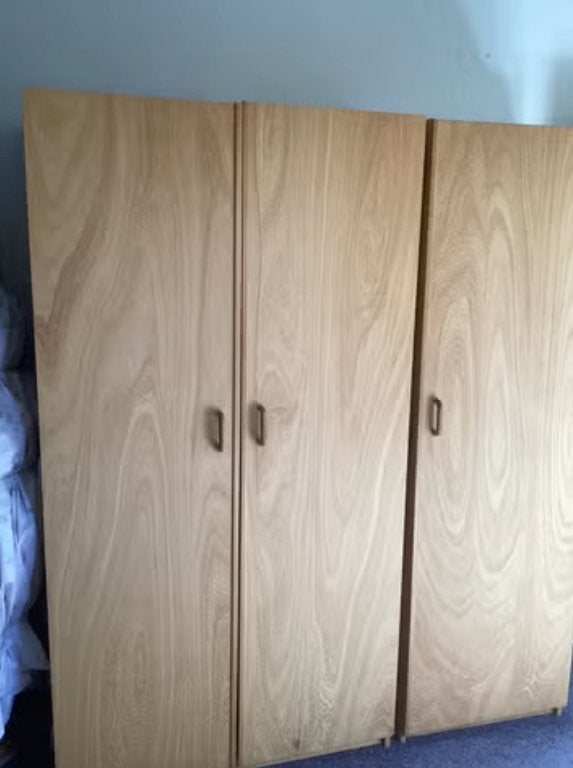 Houten kasten, Ophalen