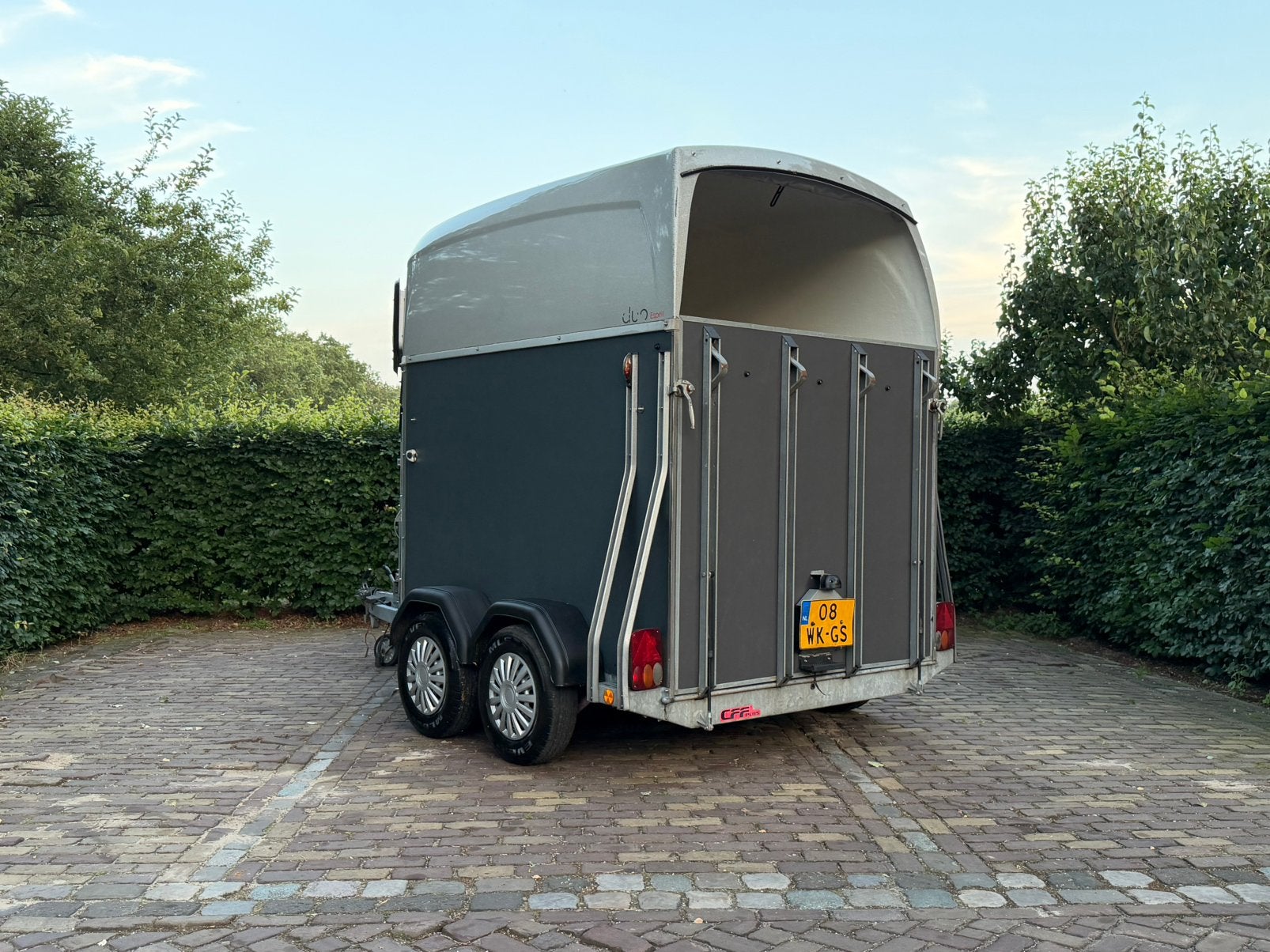 Nette 2 paards bockmann duo met zadelkamer, Ophalen, Zo goed als nieuw, 2-paards trailer, TT paardentrailers