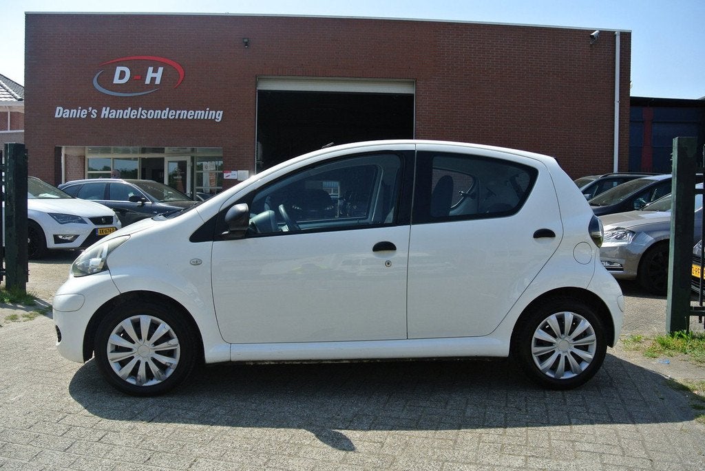 Toyota Aygo 1.0-12V Cool airco inruil mogelijk nap, Voorwielaandrijving, Euro 5, Gebruikt, 4 stoelen