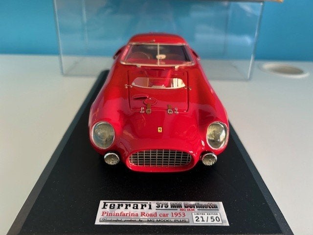 FERRARI 375 MM BERLINETTA PINNINFARINA 1953 1:18 MG MODEL, Hobby en Vrije tijd, Modelauto's | 1:18, Ophalen of Verzenden, Zo goed als nieuw