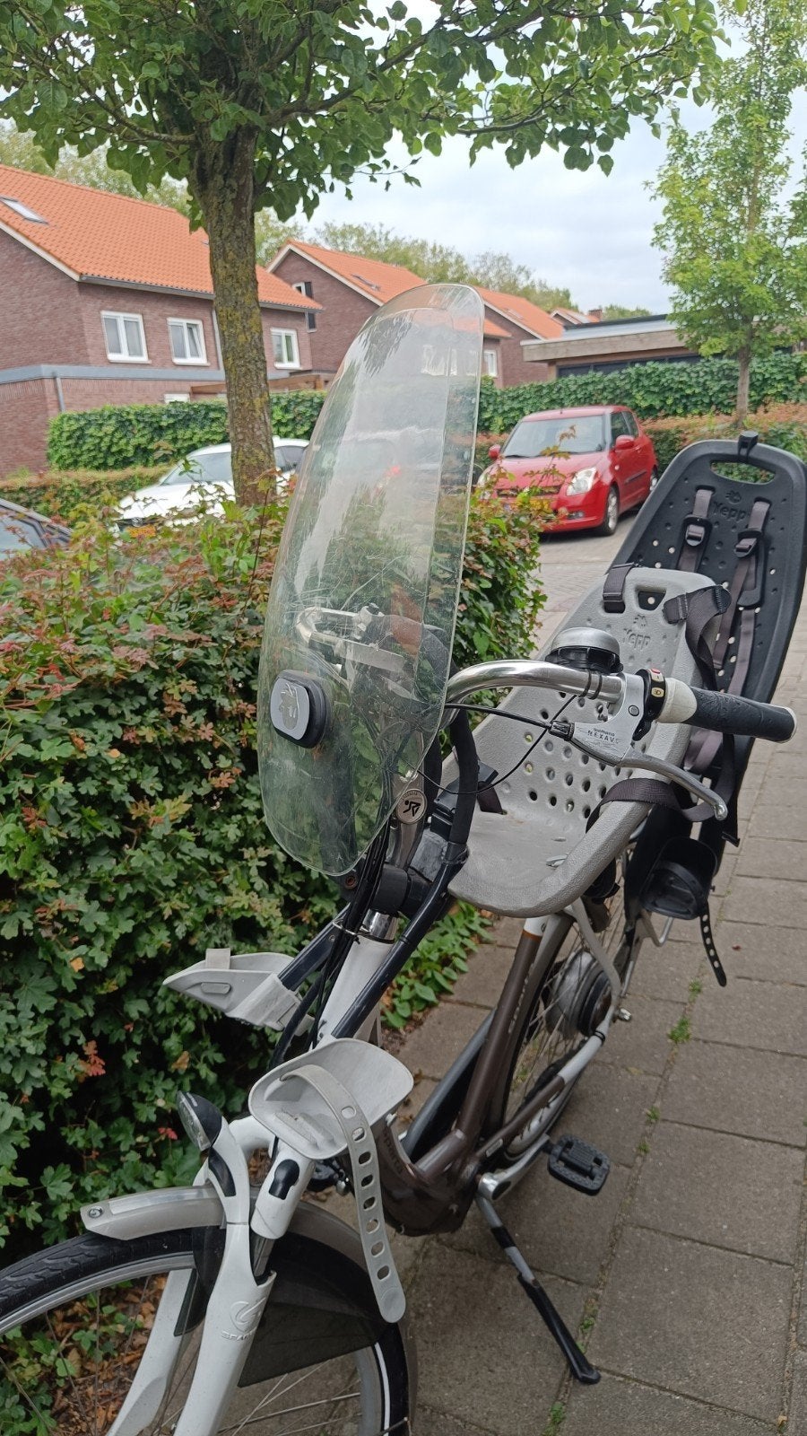 Yepp thule mini voorzitje met Windscherm, Fietsen en Brommers, Fietsaccessoires | Fietsstoeltjes, Ophalen, Yepp, 0 t/m 18 kg, Voorzitje