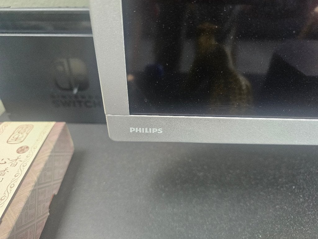 Foto 5 van Philips 65PUS8505/12 65 Inch TV