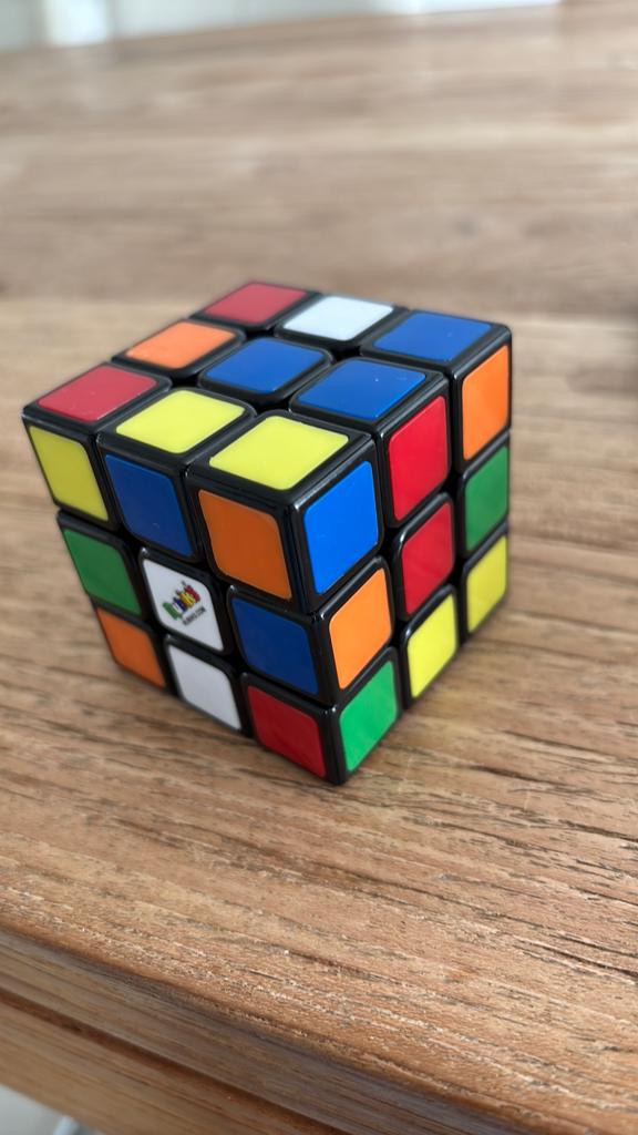 Rubiks kubus, Ophalen of Verzenden, Minder dan 500 stukjes, Zo goed als nieuw, Rubik's of 3D-puzzel