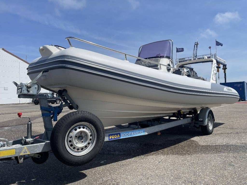 Grand 650 Silverline Rib 175pk Mercury Verado incl trailer, Watersport en Boten, Ophalen, Zo goed als nieuw, Kussens, Benzine