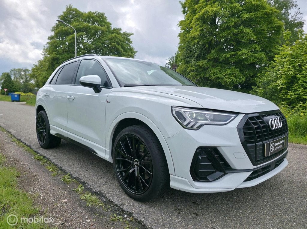 Audi Q3 45 TFSI e S-Line / Navi / Leder / Stoelv / Virtual, Gebruikt, 150 pk, Wit, Hybride Elektrisch/Benzine