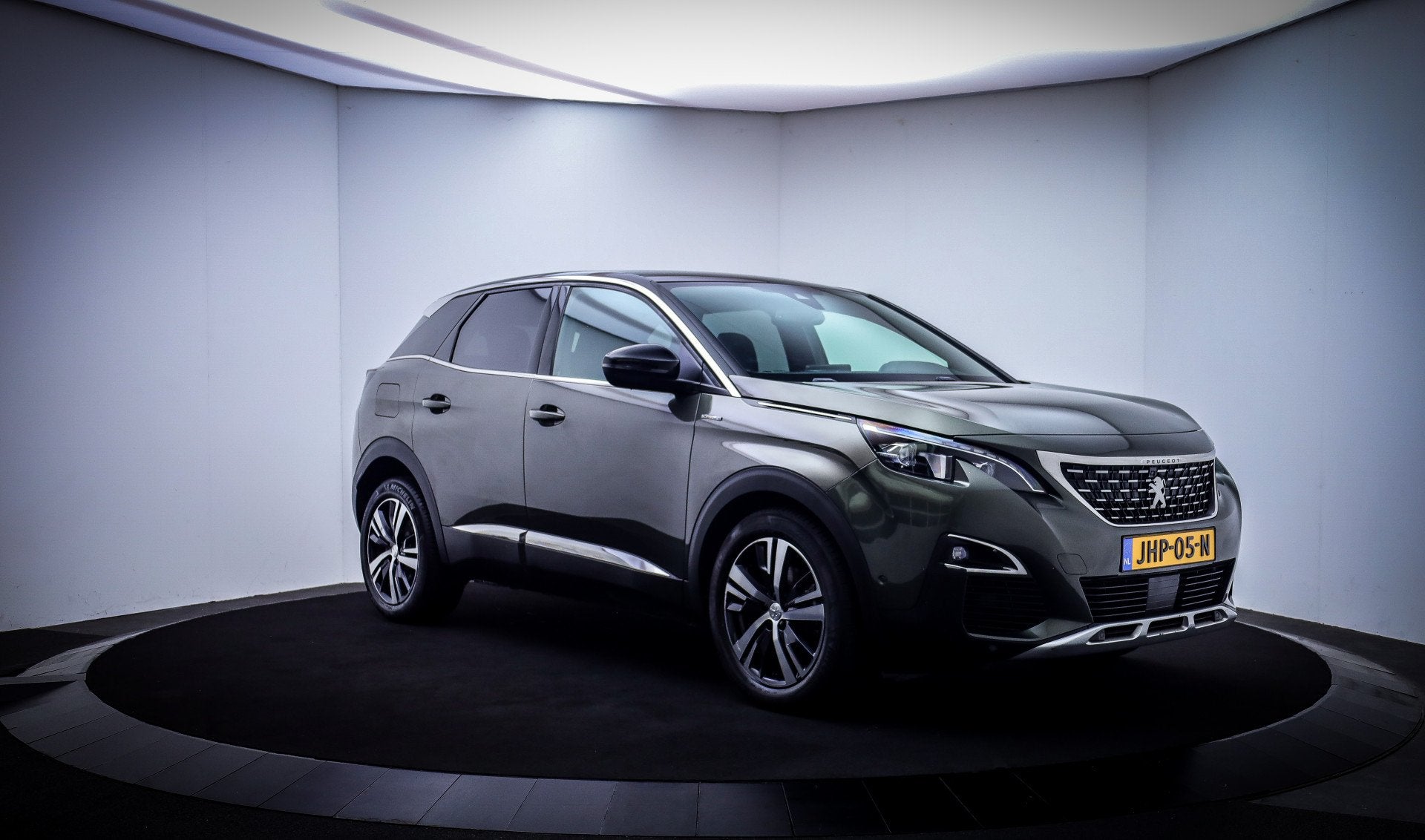 Peugeot 3008 1.6T Aut. GT-Line FULL LED | 360 CAM | CARPLAY, Gebruikt, Zwart, 4 cilinders, Leder en Stof