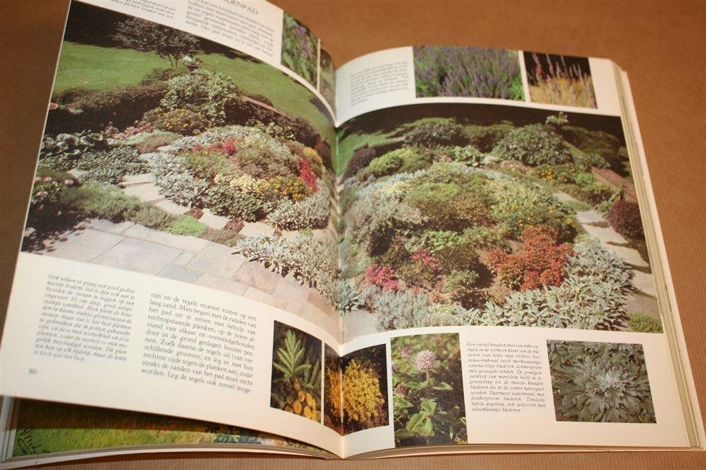Het grote keukenkruidenboek - Kruiden en specerijen..., Ophalen of Verzenden, Gelezen, Azië en Oosters