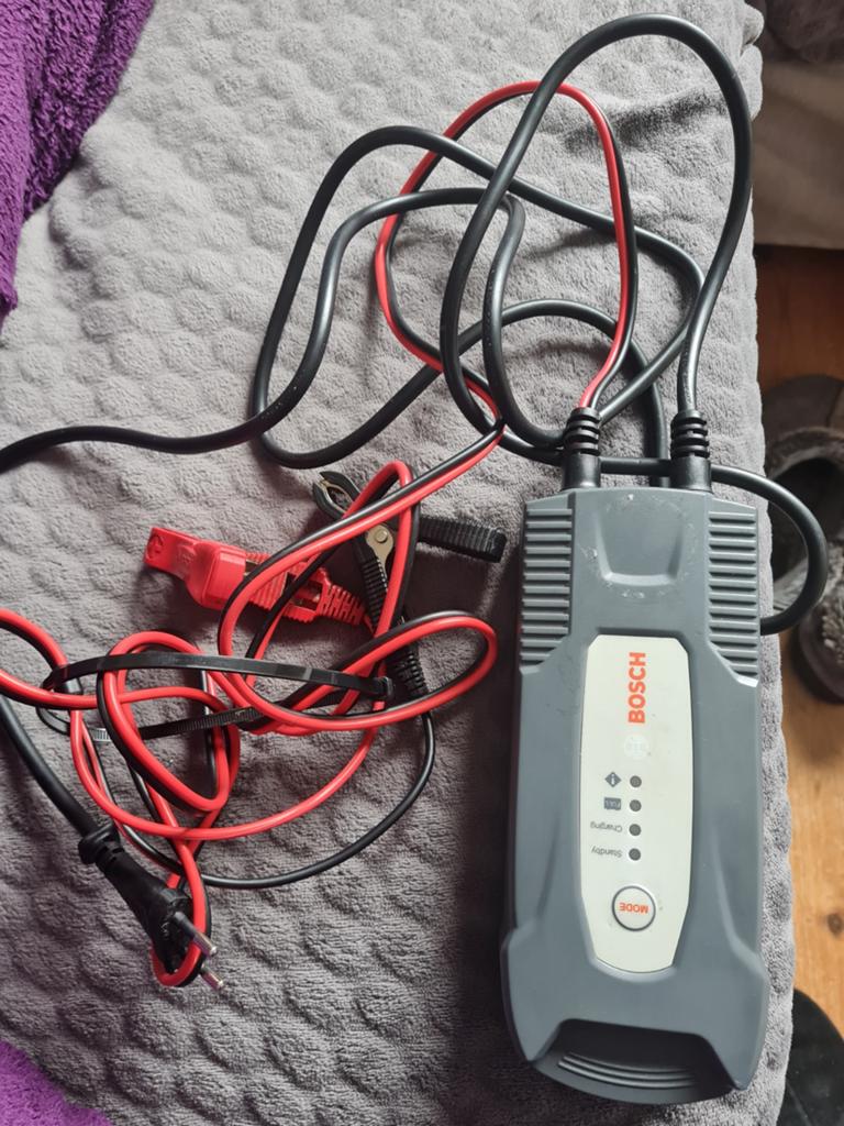 Bosch auto-accu-oplader, nieuw, Ophalen of Verzenden, Nieuw