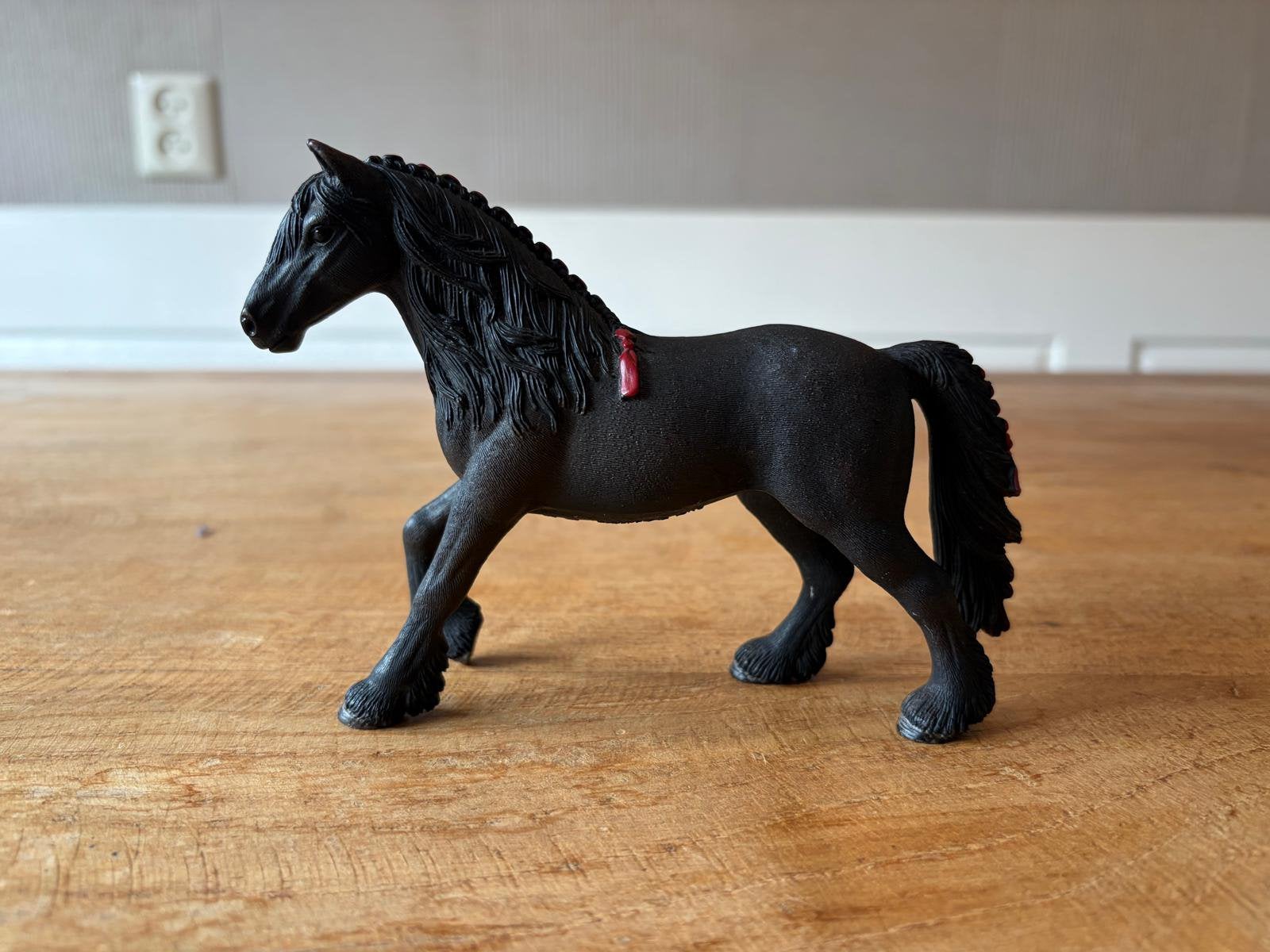 Schleich paard Friese merrie, Ophalen of Verzenden, Zo goed als nieuw, Paard, Beeldje of Figuurtje