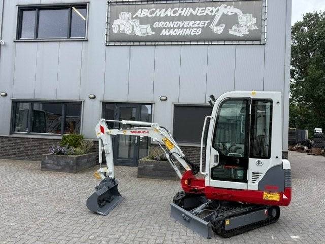 Takeuchi TB016 1.6T Minigraver Minikraan CAT Kubota ZGST, Ophalen of Verzenden, Graafmachine