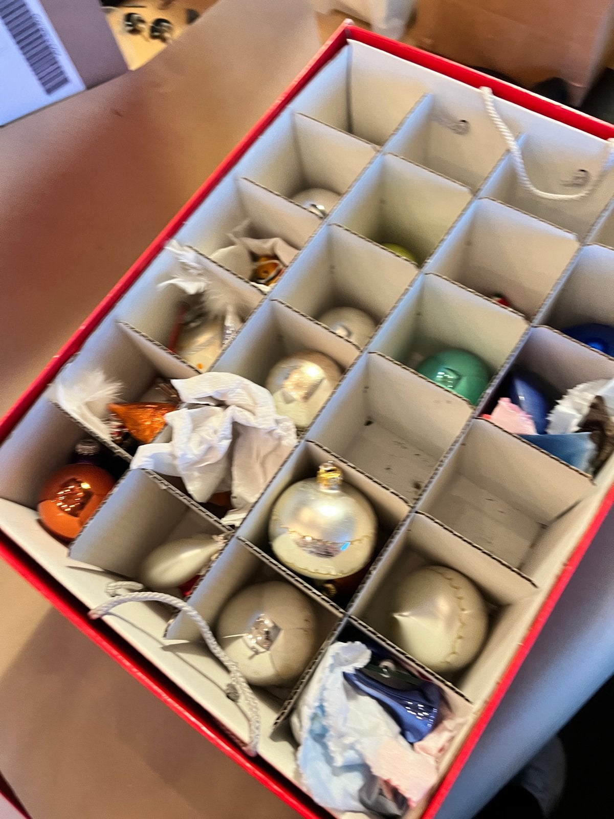 Doos met kerstballen - verrassing, Diversen, Ophalen