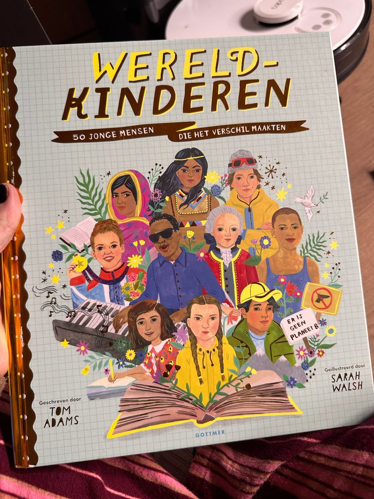 Wereldkinderen: 50 Jonge Mensen Die Het Verschil Maakten, Ophalen of Verzenden, Zo goed als nieuw, Non-fictie