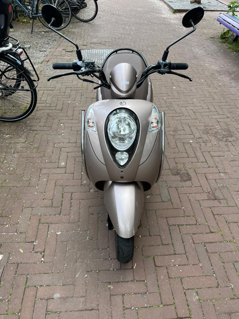 Sym Mio 50 uit 2014, Fietsen en Brommers, Scooters | SYM, Gebruikt, Maximaal 45 km/u, Benzine, Ophalen