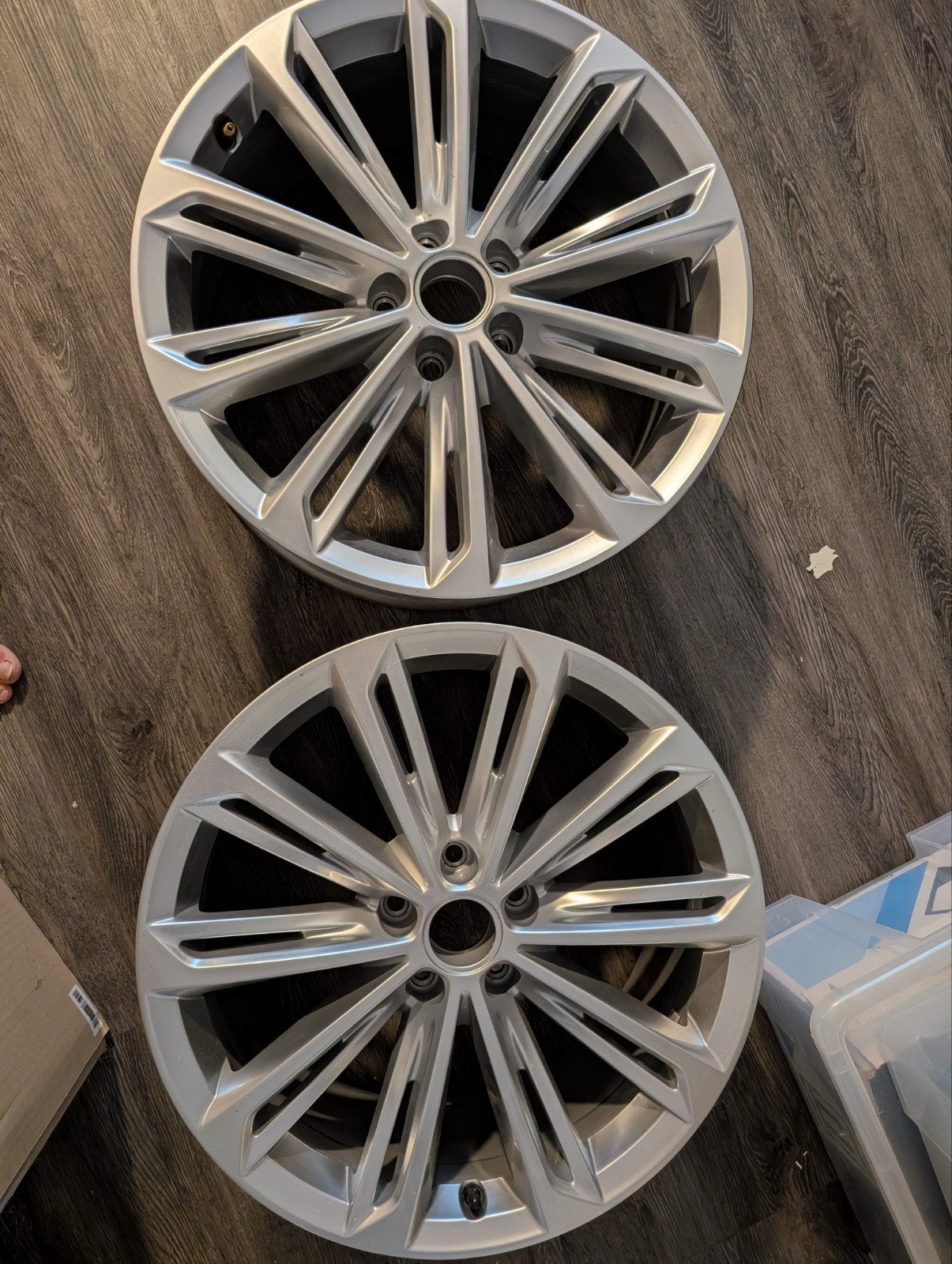 Orginele Volkswagen Verona 19 inch, 2 stuks, Auto-onderdelen, Banden en Velgen, Gebruikt, Banden en Velgen, 235 mm, Zomerbanden