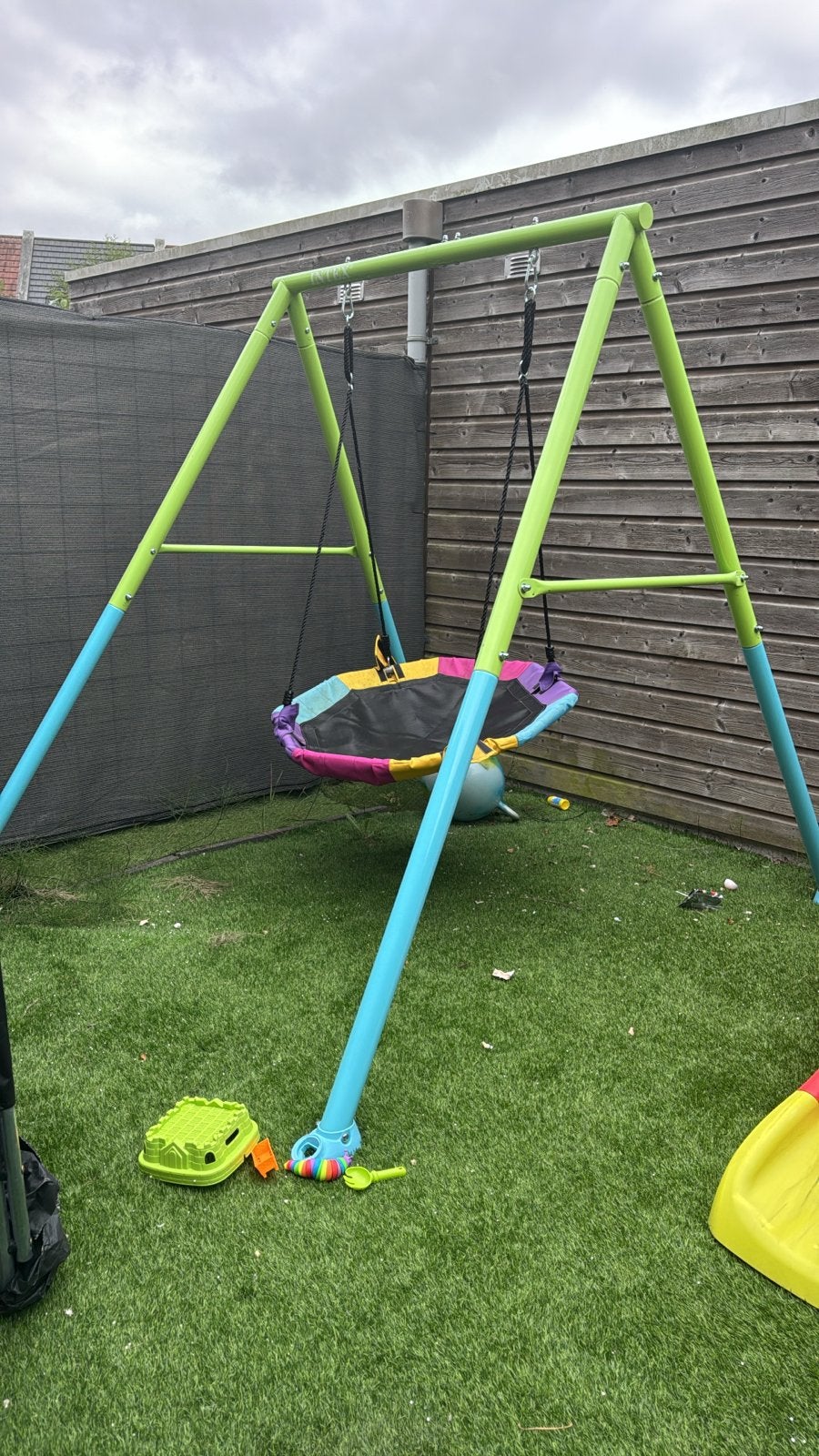 Gratis Intex Saucer Swing Set - Schommel met nestschommel, Kinderen en Baby's, Ophalen, Gebruikt, Schommel