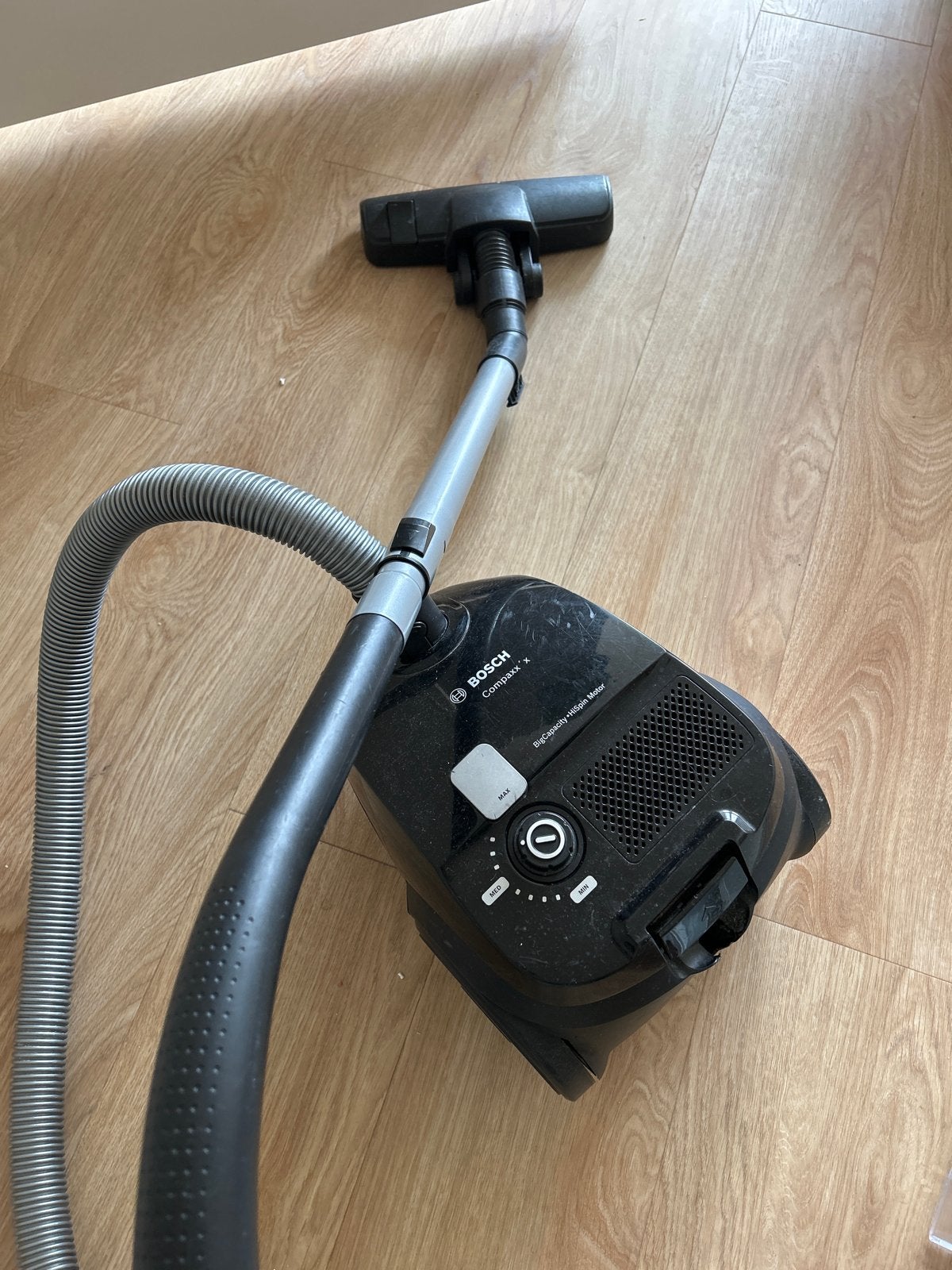 Bosch CompactX stofzuiger - Perfect werkend, Bosch, Zo goed als nieuw, Sledestofzuiger, Ophalen
