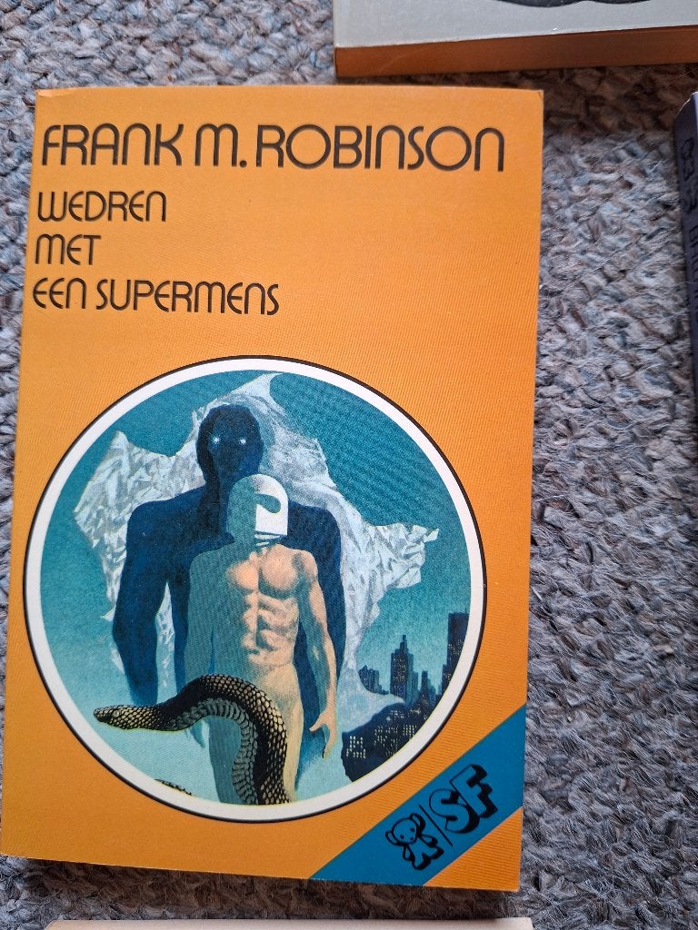 Wedren met een supermens/science fiction, Ophalen of Verzenden, Gelezen, Frank M. Robinson