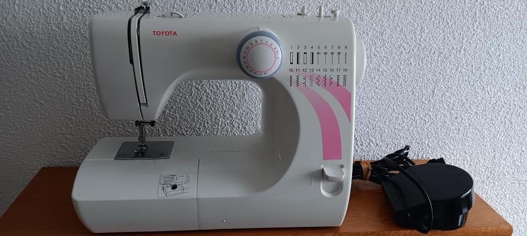 Toyota NAAIMACHINE, model STF16, Hobby en Vrije tijd, Naaimachines en Toebehoren, Ophalen, Nieuw, Naaimachine, Overige merken