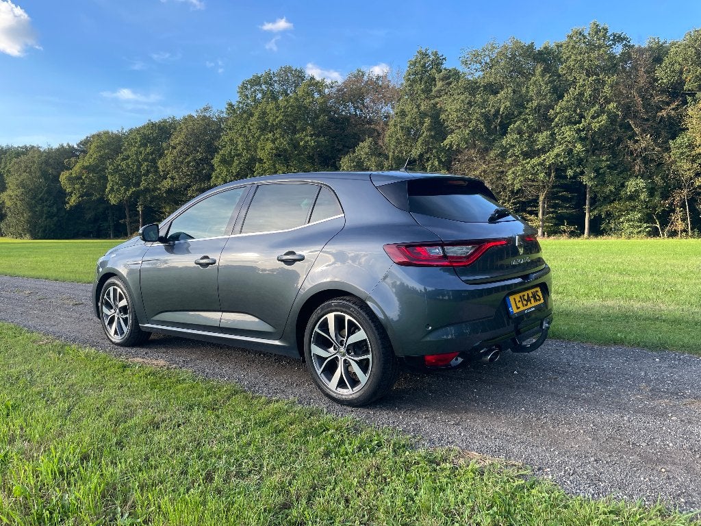 Foto 8 van Renault Mégane TCe 130pk EDC 2016 adap.cruise head-up LED