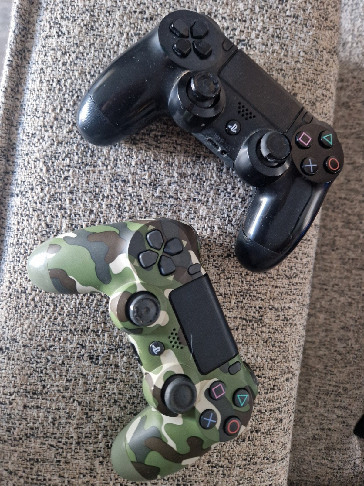 GEZOCHT: PlayStation 4 Controller PS4, Gebruikt, Ophalen of Verzenden, Controller, PlayStation 4