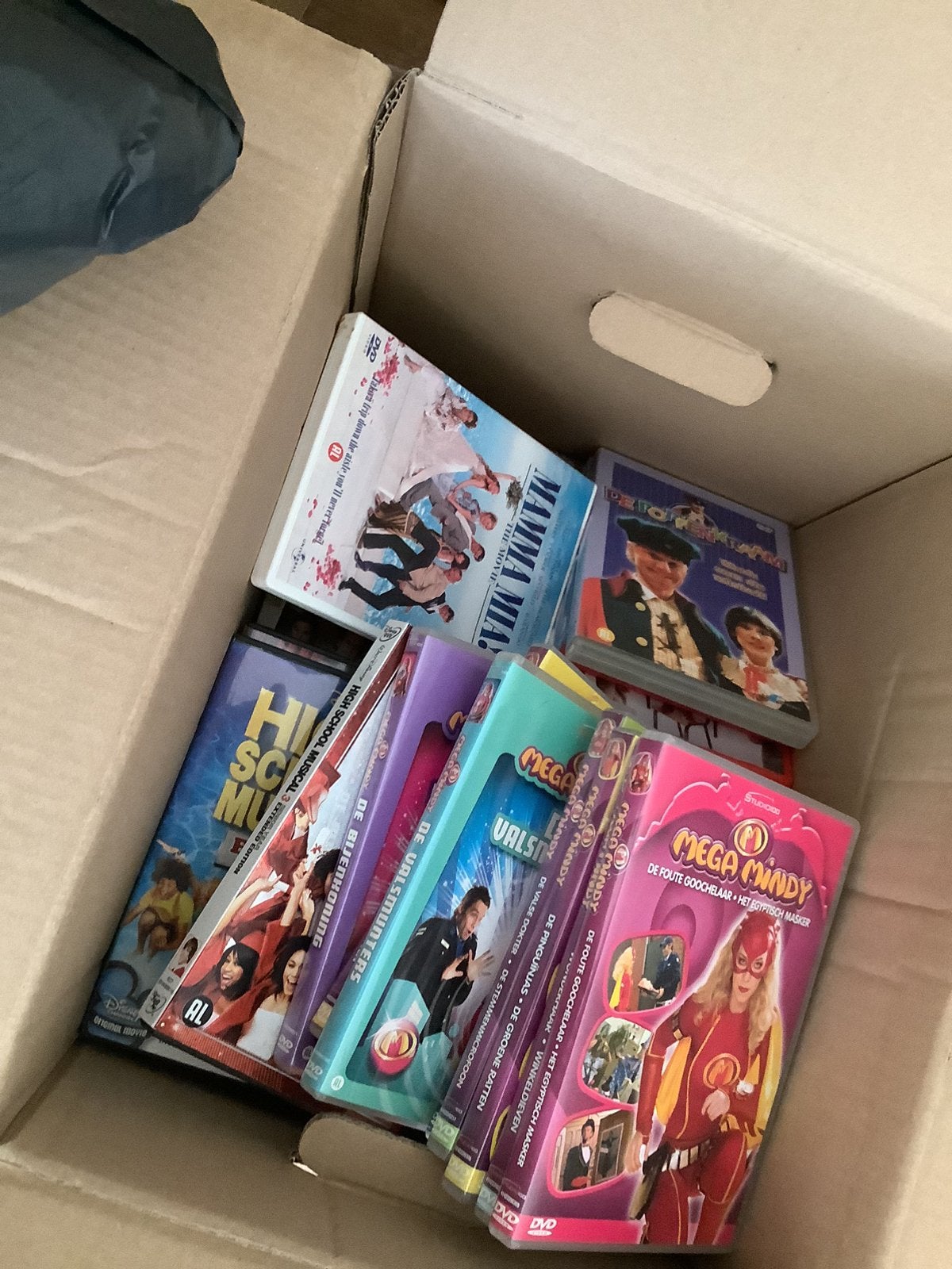 Doos met kinder dvds o.a mega mindy .spangas boxen, Ophalen of Verzenden, Gebruikt